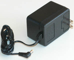 Transceiver Charger, 120 Volt 12 Hour for VXA-150